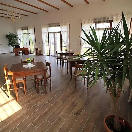 Ca' Bianca Bed & Breakfast