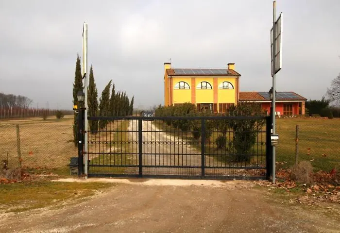 Ca' Bianca Bed & Breakfast Adria